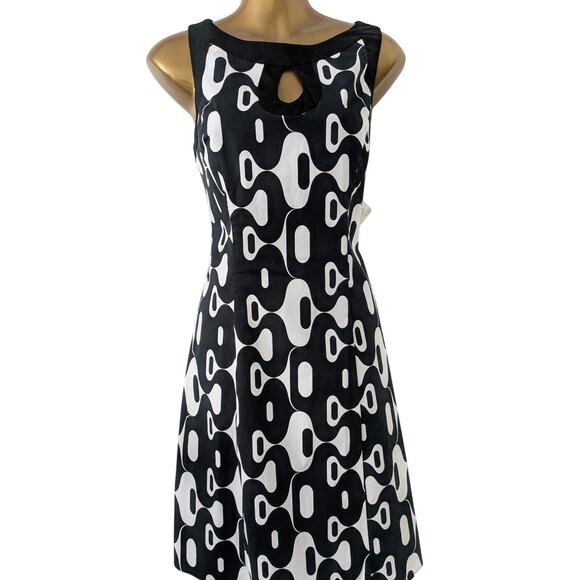 Mica Dresses & Skirts - NWT Mica Sz 8 Black and White Abstract Print Dress